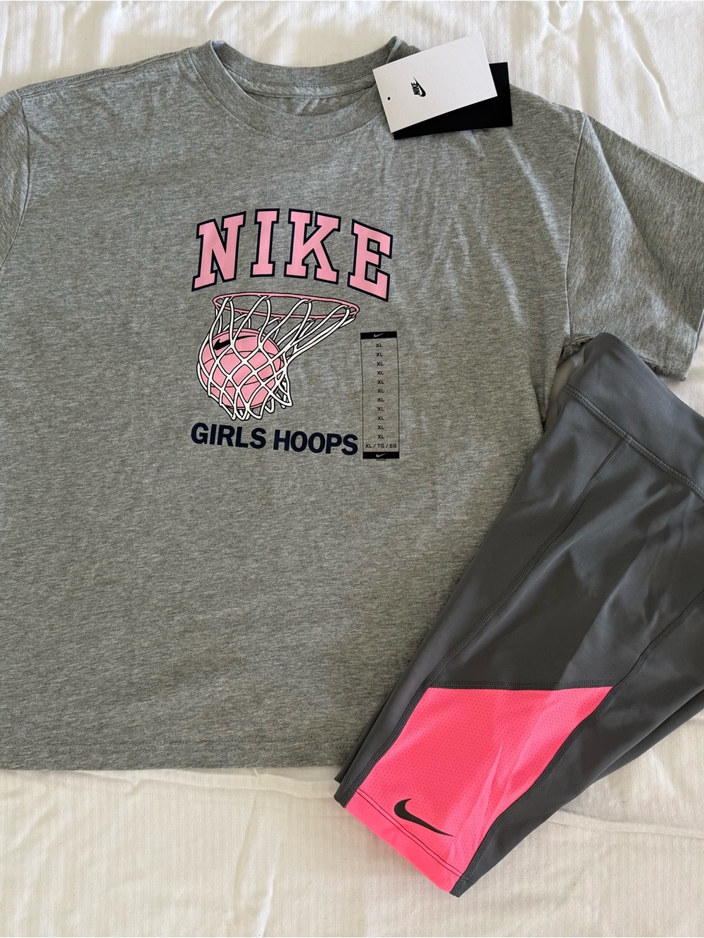 New girls Nike Sz XL 16-18 Gray Shirt, Bike shorts